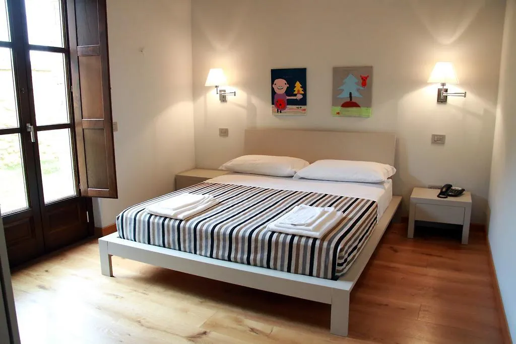 Fonte Alla Lepre Guest House Riparbella 4*,